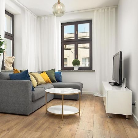 Lumina 2-Room Apartment Near Fabryczna Λοτζ Εξωτερικό φωτογραφία