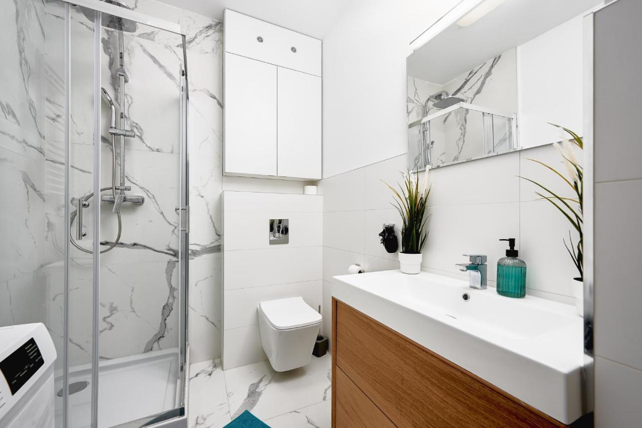 Lumina 2-Room Apartment Near Fabryczna Λοτζ Εξωτερικό φωτογραφία